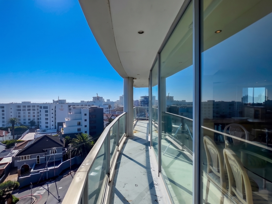 2 Bedroom Property for Sale in Bantry Bay Western Cape